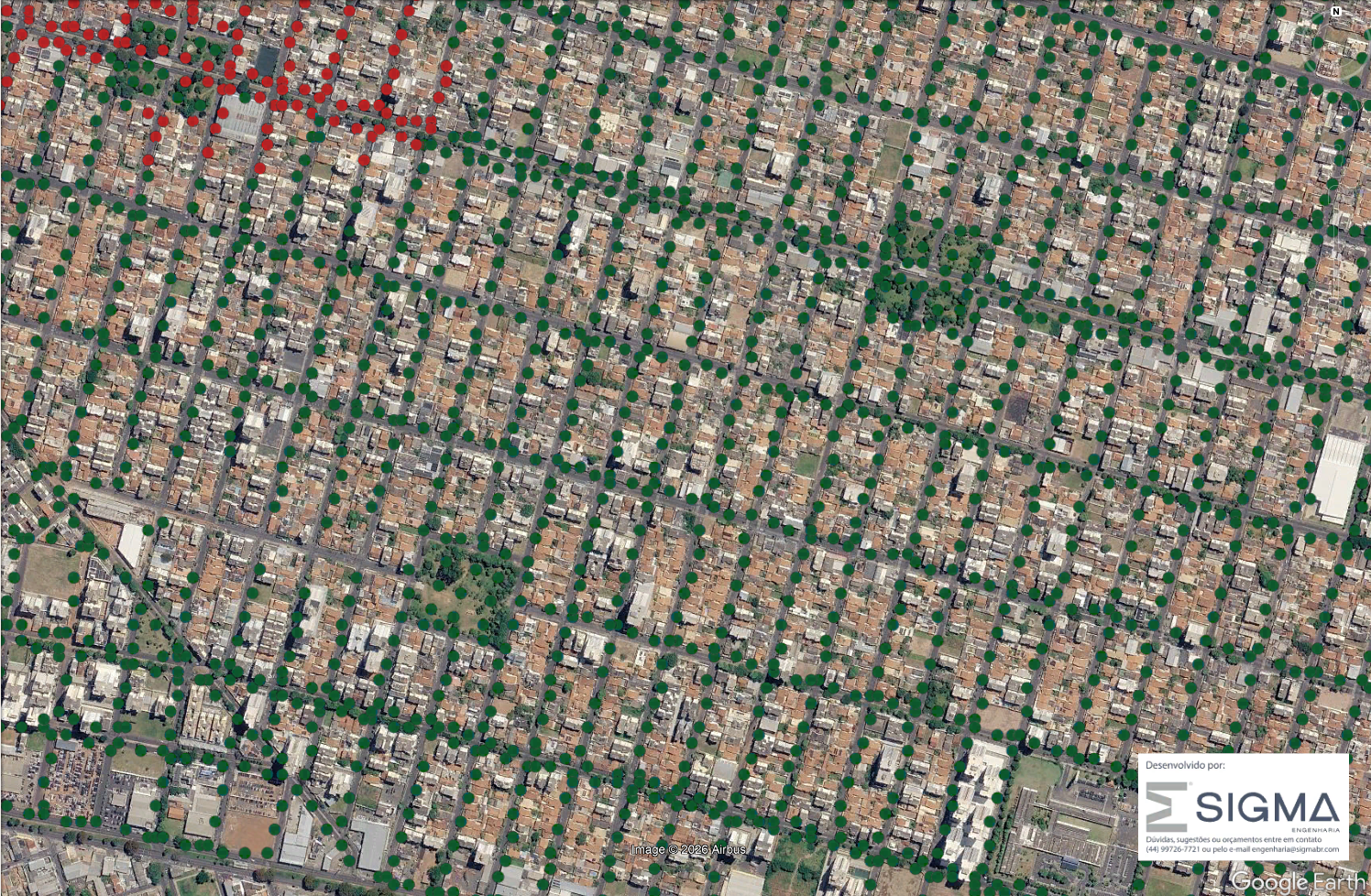 Camada de postes CEMIG aberta no Google Earth, com marcadores coloridos sobre o mapa
